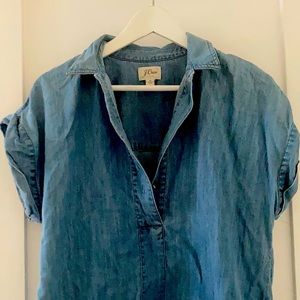 Super cute lightweight denim shirt